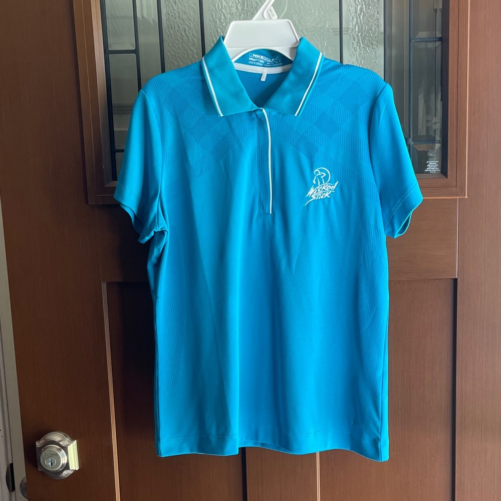 Nike women’s golf polo, drifit size M